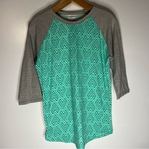 ⚫️ LuLaRoe ladies size medium top